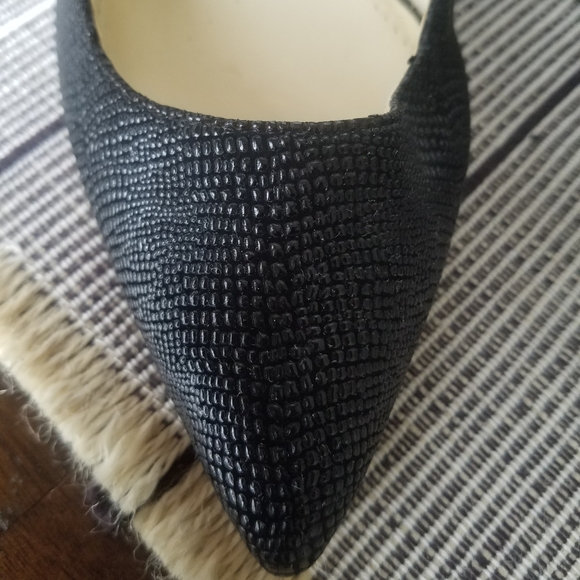 NWOT- BCBGeneration Black Slingback Heels - Picture 4 of 8